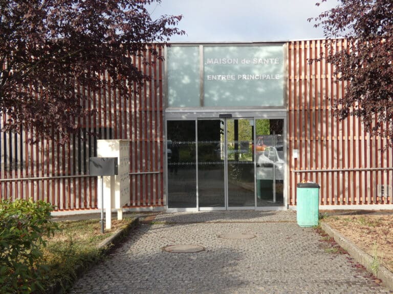Cabinet de Dun le Palestel